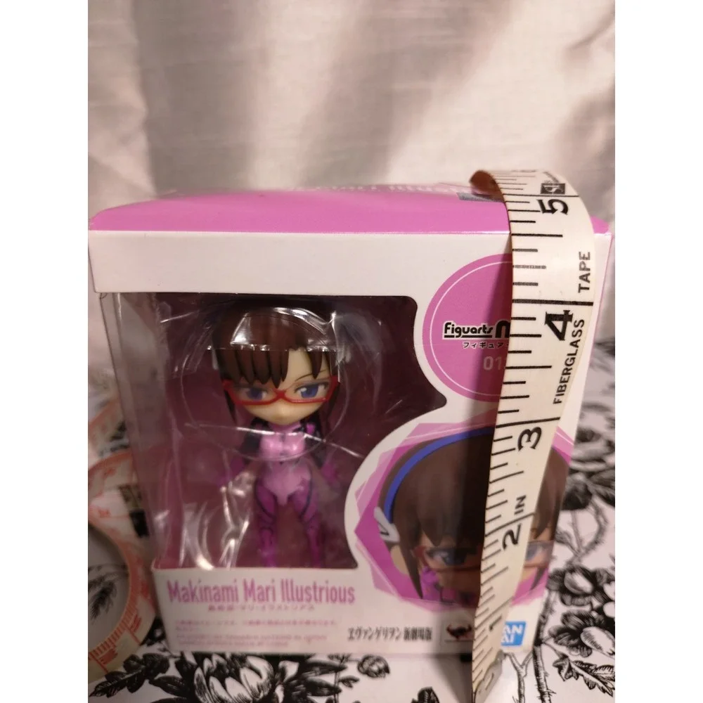 Bandai Figuarts Mini Collectible Figure Makinami Mari Illustrious 013‎